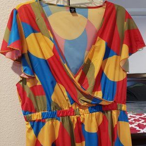 President Day Sale ❤NWOT. Surplice neckline, wrap dress. Size US woman 2xl.